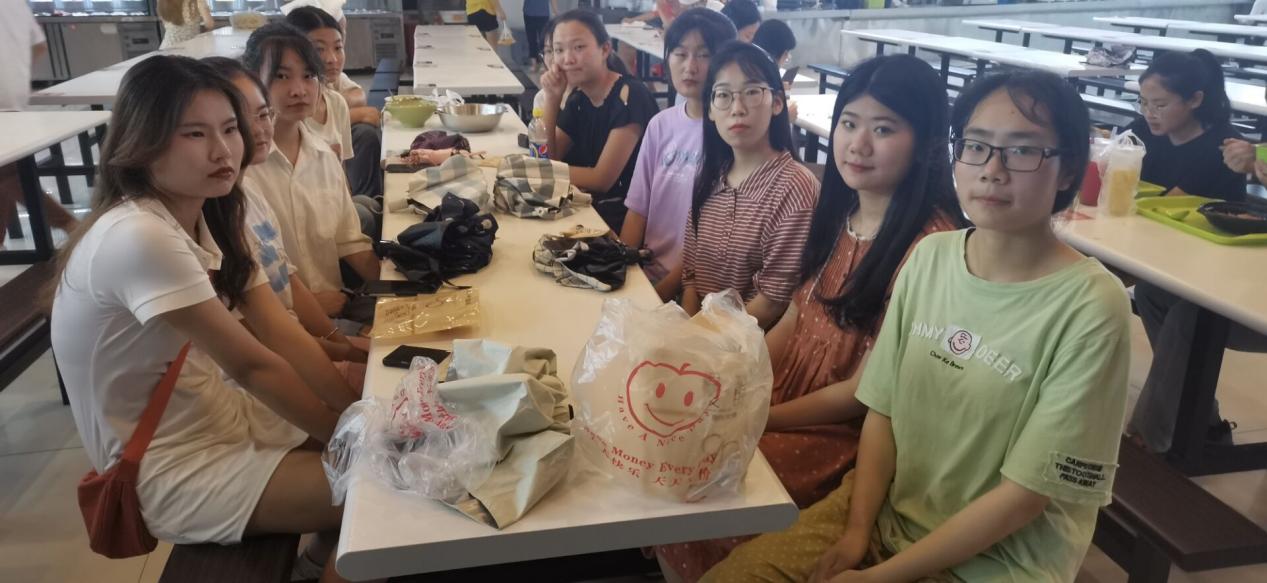 说明: 代晓丽